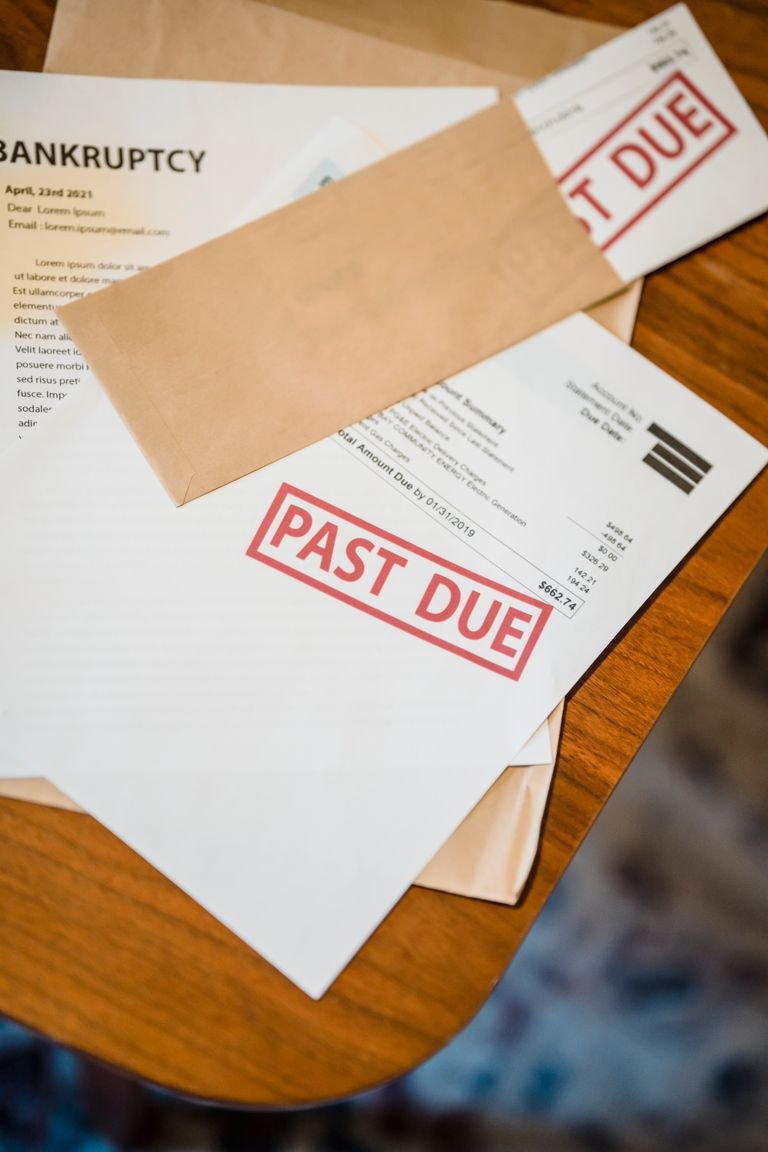 what happens when you stop paying your credit card bills